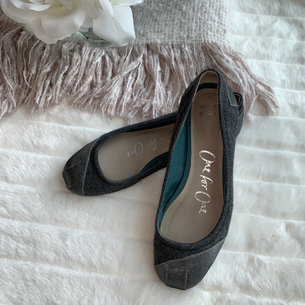 TOMS Ballet Flat Grey